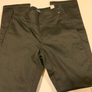FDJ BK PANTS NWT SIZE 2 STRAIGHT LEG PULL ON
